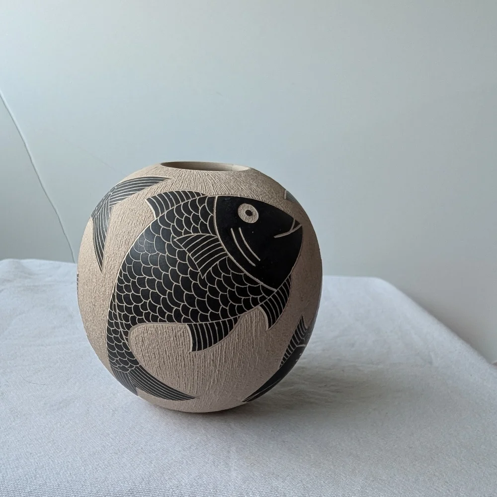 Mata Ortiz Pottery Handmade Ceramic Fish Olla Pot Humberto Guillen Rodriguez - Picture 5 of 16